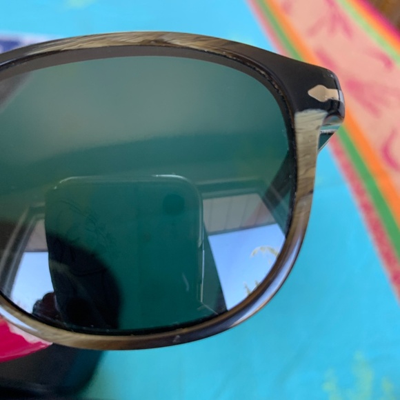 Persol Sunglasses - Picture 8 of 10